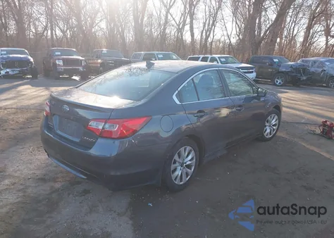 2016 Subaru Legacy 2.5I Premium из США, поврежденный, VIN 4S3BNBC66G3035625